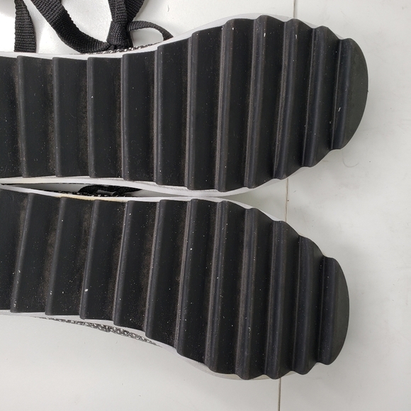 Circus by Sam Edelman Riley Snake Embossed Black & White Summer Sandels sz 7M - Picture 9 of 12